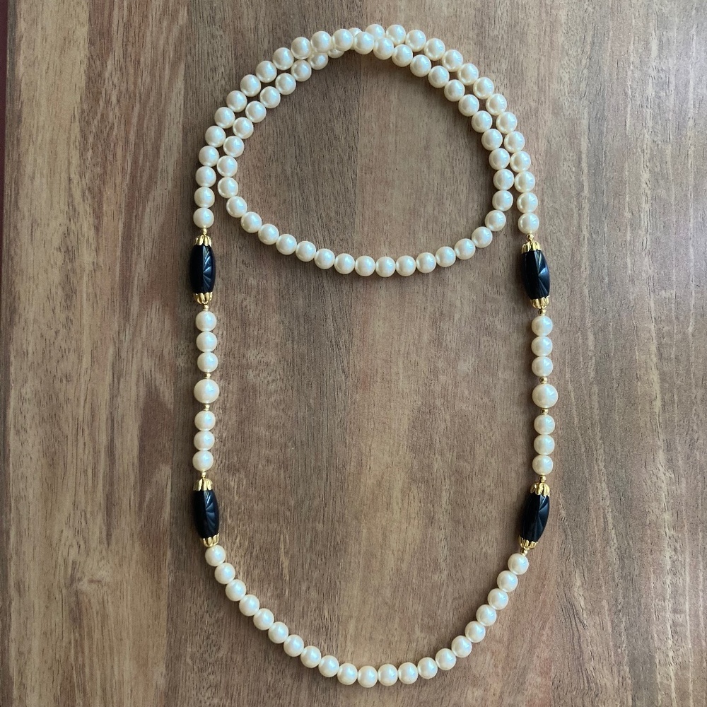 1989 Avon “Timeless Elegance” Necklace - French Country Collection